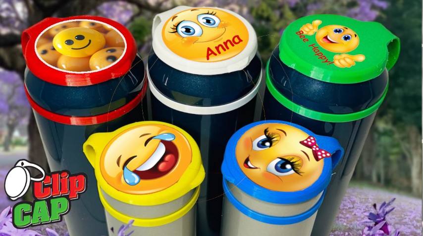 Szereted az emojikat? Legyen veled kedvenc üdítőd fogyasztásakor is! Hozzon mosolyt az arcodra, ha az italodra nézel! Ezzel a kupakkal biztos a mosoly! Hamarosan nagy árrobbanas keretében Te is megvásárolhatod!